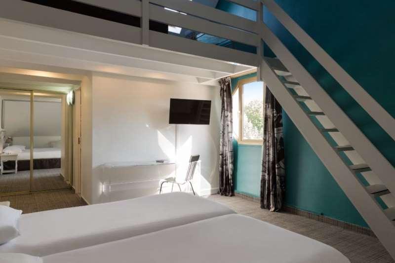 Hotel Le Cardinal Rueil Centre Szoba fotó
